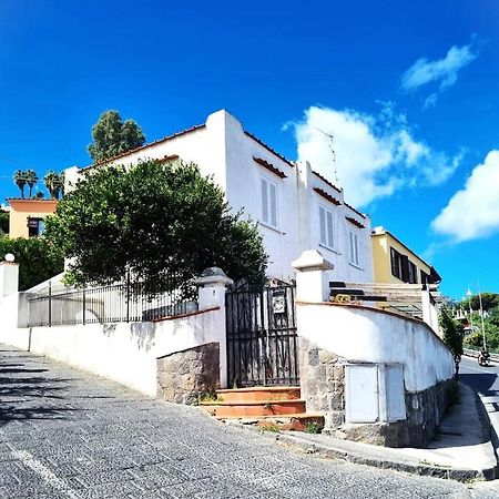 Brecchembe - Holiday Home In The Center Of Lacco Ameno Lacco Ameno  Extérieur photo